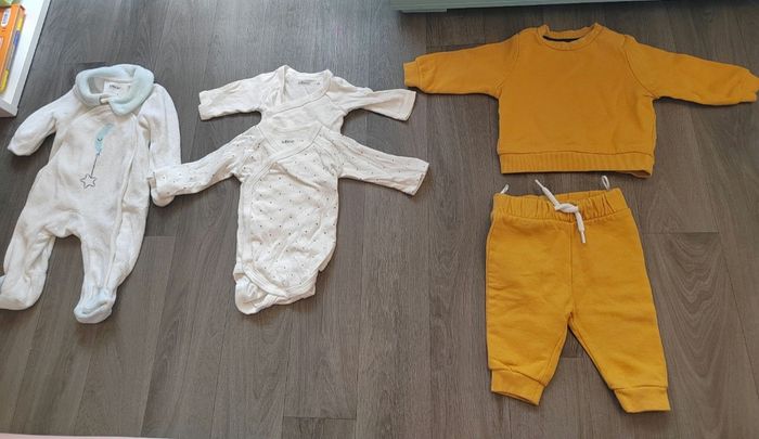 Lot vêtements 1 à 6 mois