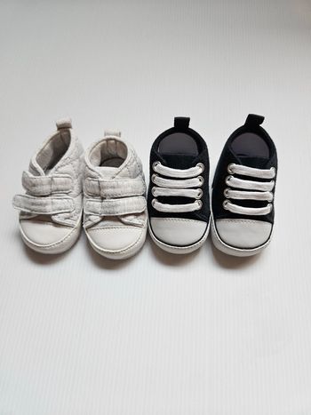 Lot de 2 chaussures 0-3 mois