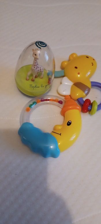 Petits jouets bébé