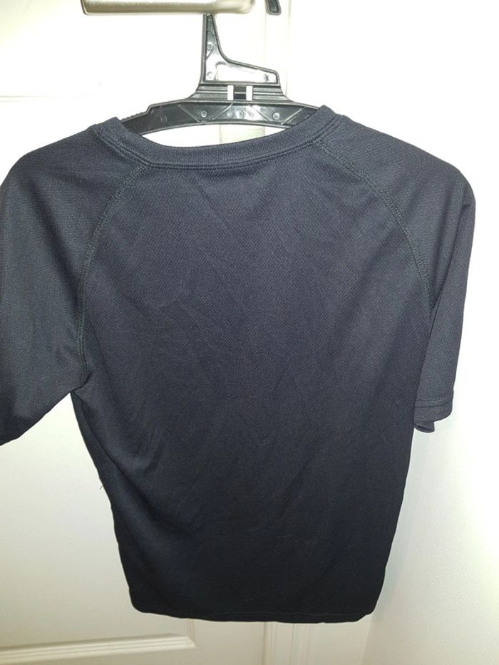 Tee-shirt sport - photo numéro 2