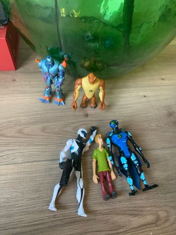 lot figurines