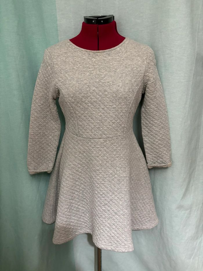 Robe Karl Marc John Grise avec fils dorés