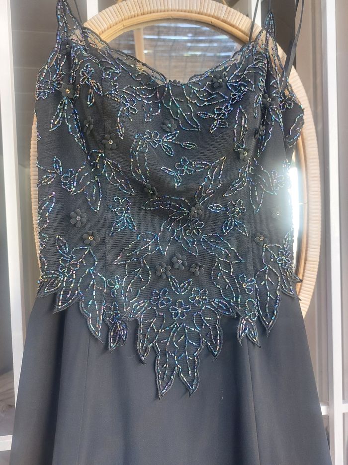 Robe de soirée - photo numéro 3