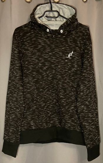 Pull à capuche »Auztralian »noir et blanc