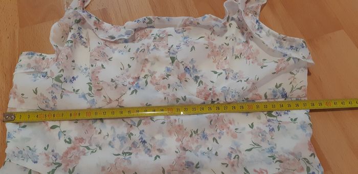 Robe fluide à fleurs taille M neuve - photo numéro 9