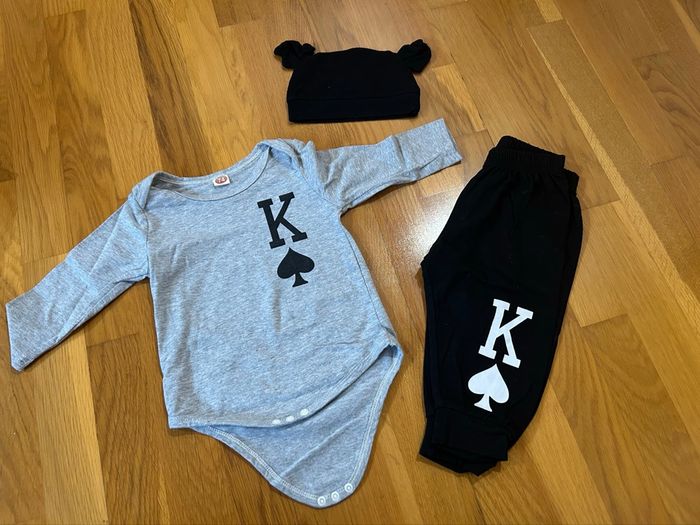 Ensemble bébé King - photo numéro 2