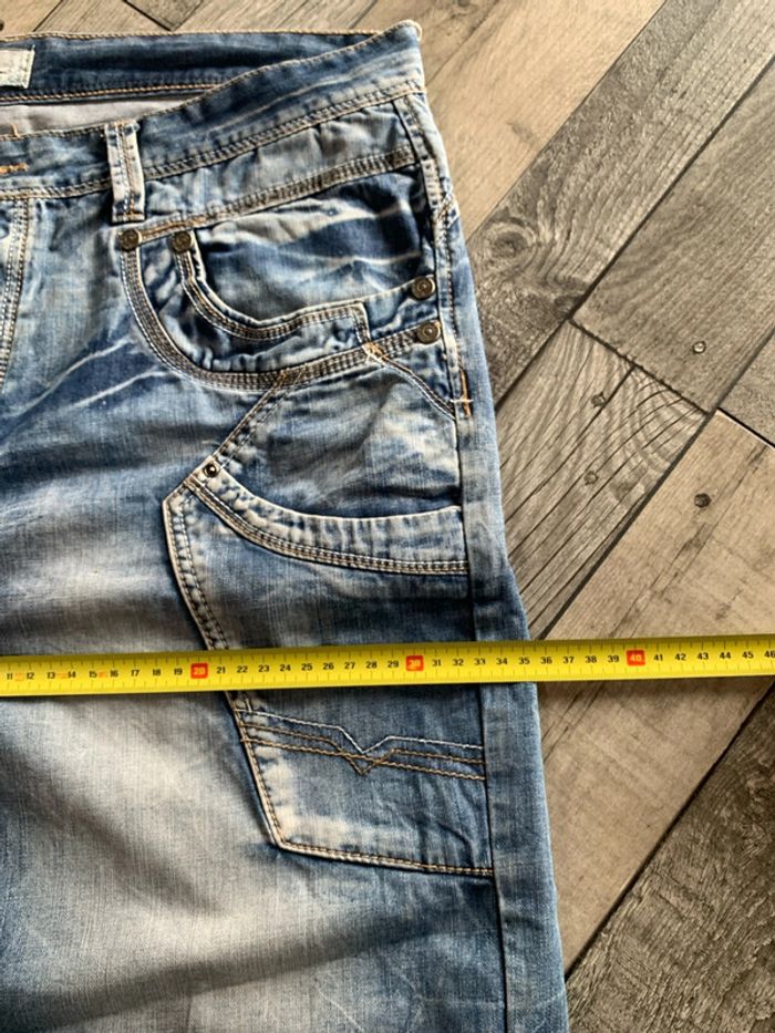 Short jeans voire photo - photo numéro 11