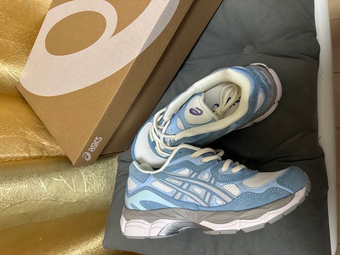Baskets Asics GEL-NYC bleues 38 - photo numéro 4