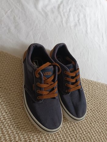 Jolie paire de Vans pointure 34