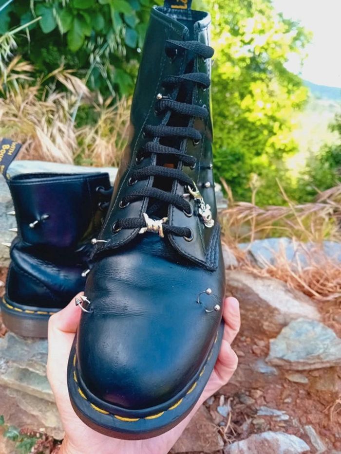 Dr. Martens made in England 🇬🇧 custom clous et piercings uk6 39 - photo numéro 7