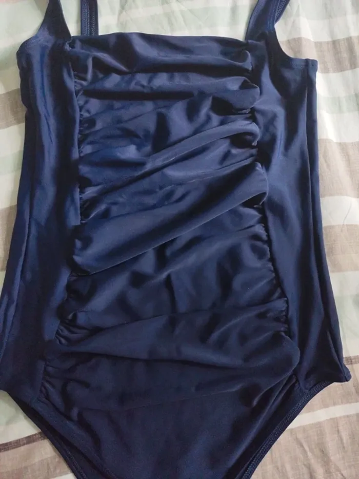 Maillot une pièce marine T2 - photo numéro 2