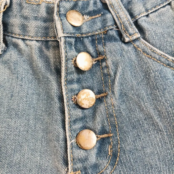 Short jean court taille 34 - photo numéro 2