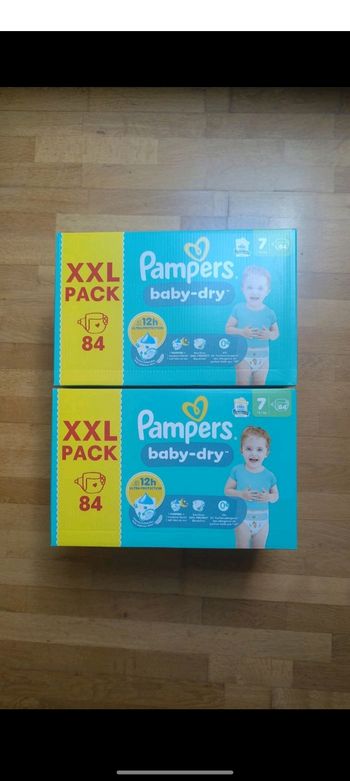 2 Xxl packs Pampers baby dry taille 7