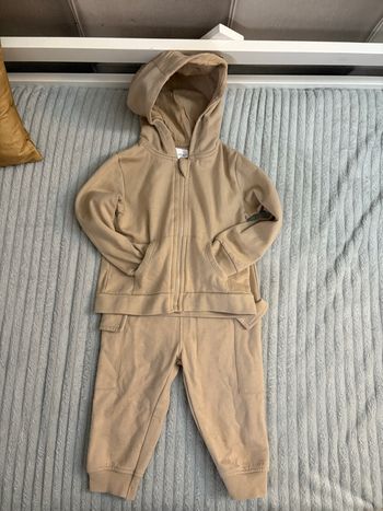 Ensemble jogging - 18/24M
