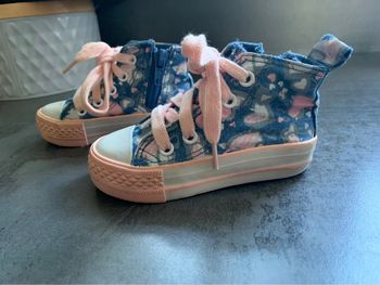 Chaussures montantes