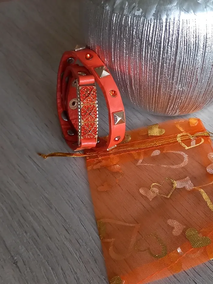 Bracelet neuf Ikita en cuir - photo numéro 4