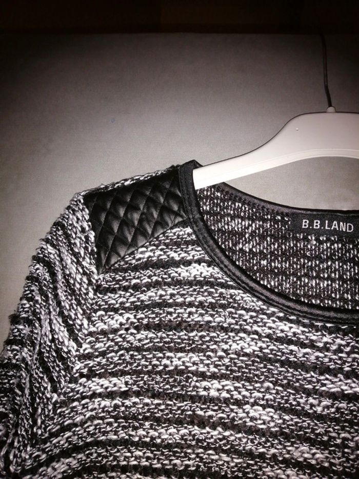 Pull fille - photo numéro 3