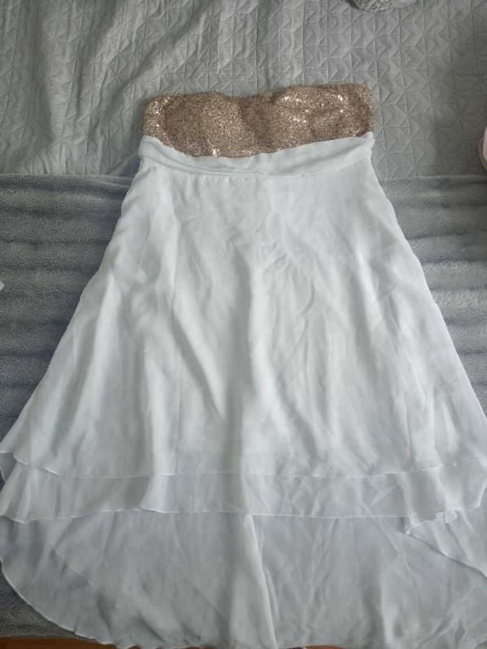 Robe de cérémonie