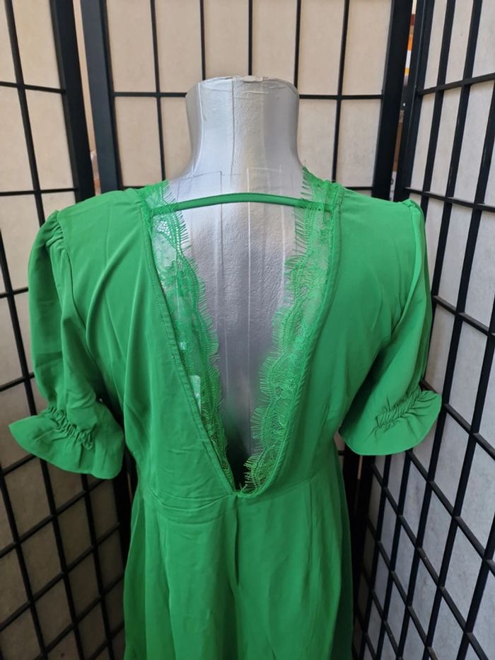 Robe decollete dans le dos - photo numéro 4