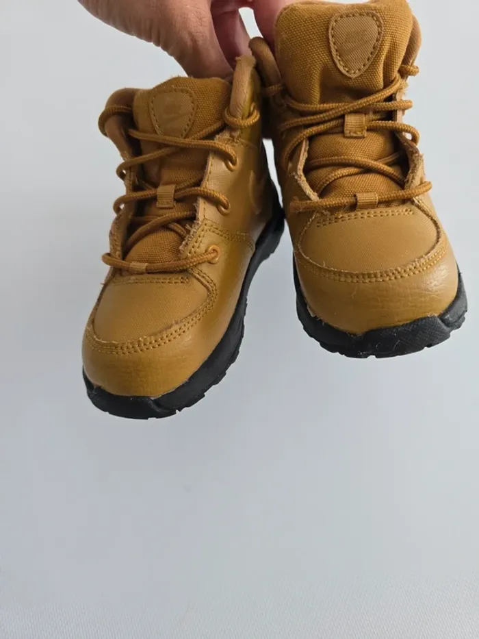 Basket nike montante - photo numéro 4