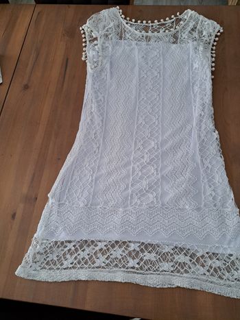 Robe en dentelle taille 36