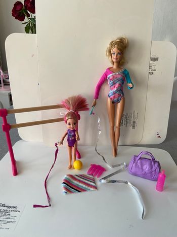 Poupée Barbie gymnastique 