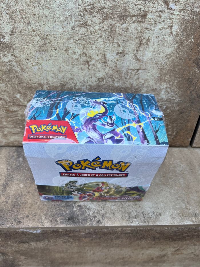 Display Pokémon ev1 écarlate et violet avec petit défaut de scellage - photo numéro 3