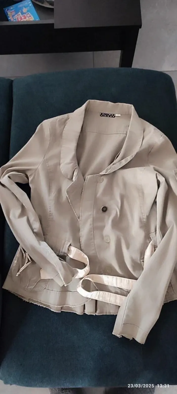 🧥 Veste femme Jost – Taille 38 (M) - photo numéro 3
