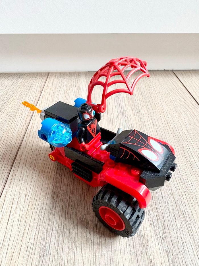 Lego Marvel  - Spider-Man’s Techno trike - photo numéro 5
