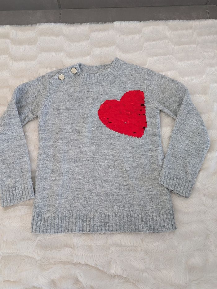 Pull avec sequins