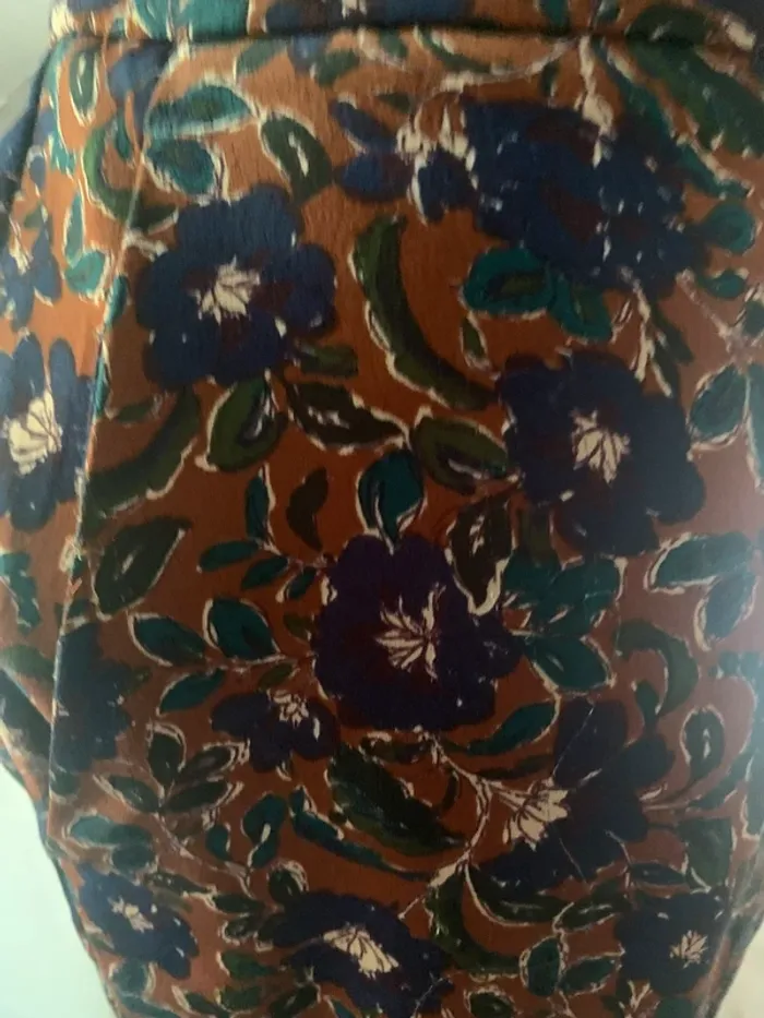 Pantalon motifs fleurs camaïeu taille 40 - photo numéro 4