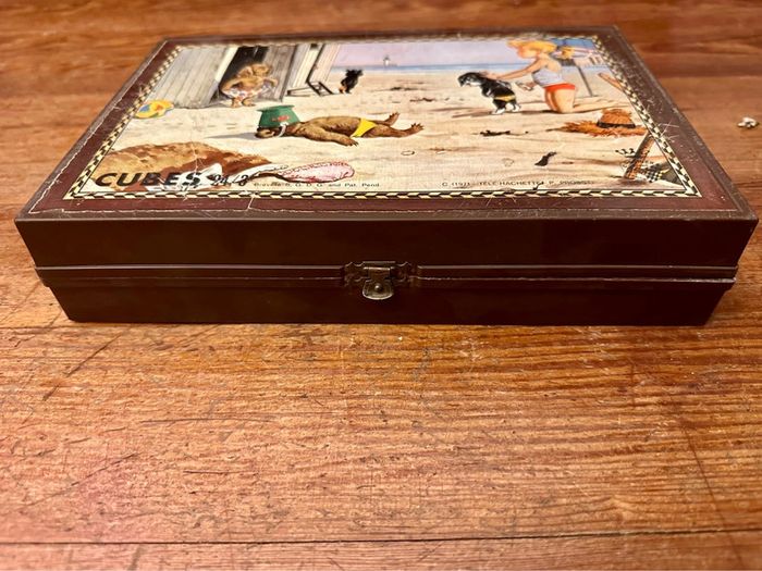 RARE Coffret bois de 24 cubes vintage des Albums Aventures de Caroline Pierre Probst Hachette - photo numéro 2