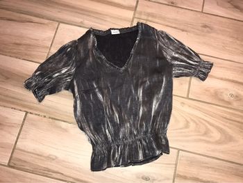 Haut gris pailletté taille 34 pimkie