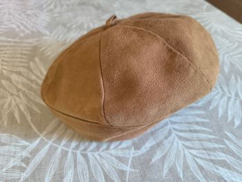Béret cuir 