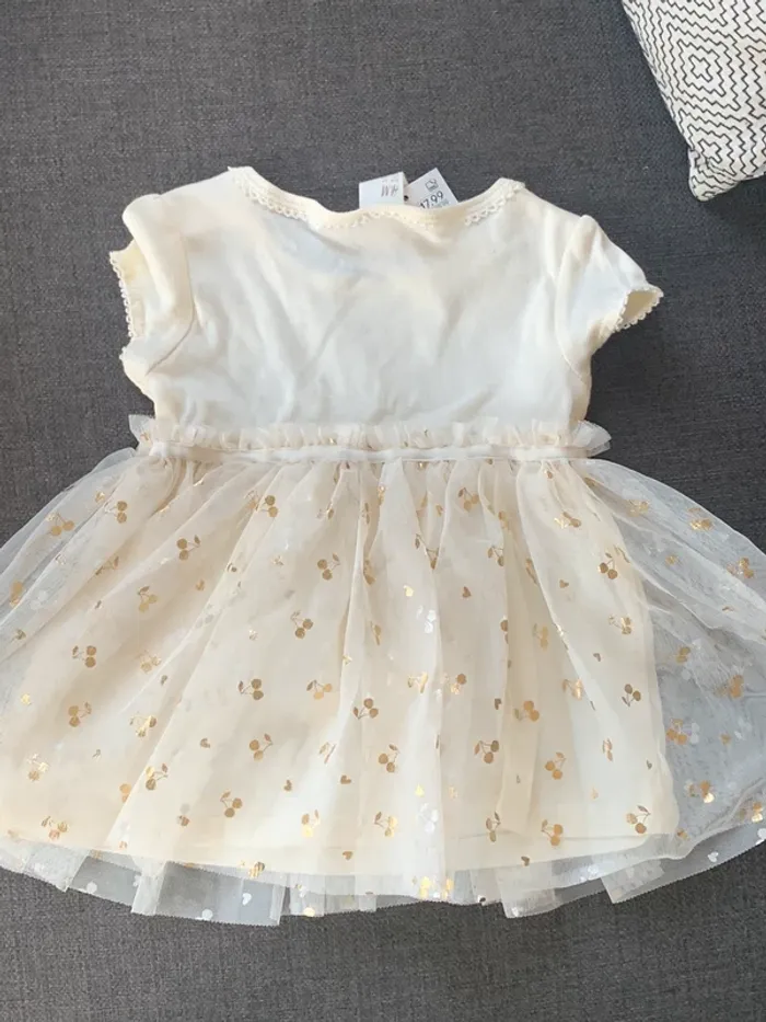 Robe de fêtes - photo numéro 2