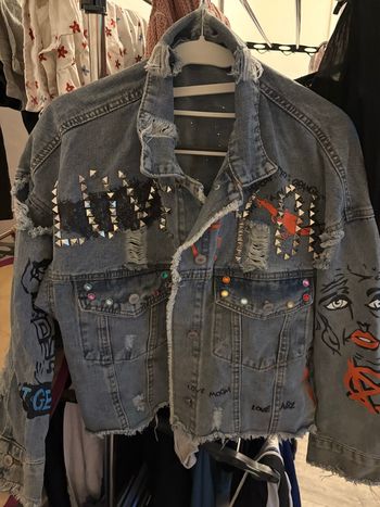 Je vend une veste femme en jean 