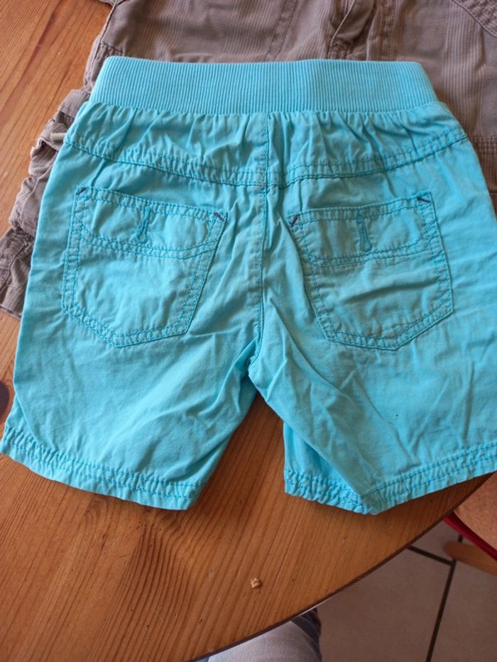 Short (lot)3ans - photo numéro 4