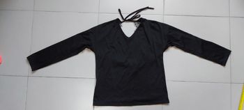 Haut manche longue dos dentelle M