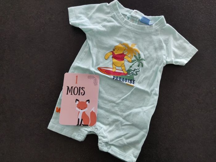 Combishort taille 1 mois