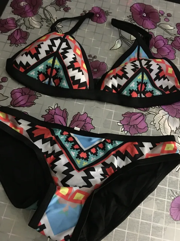 maillot 2 pieces bikini imprimé géométrique M neuf