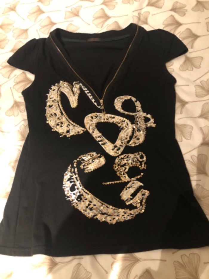 Tee shirt noir et or