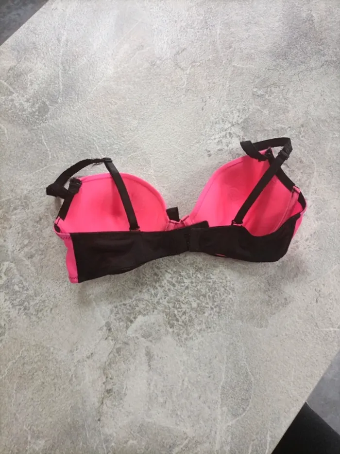 Soutien-gorge - photo numéro 3