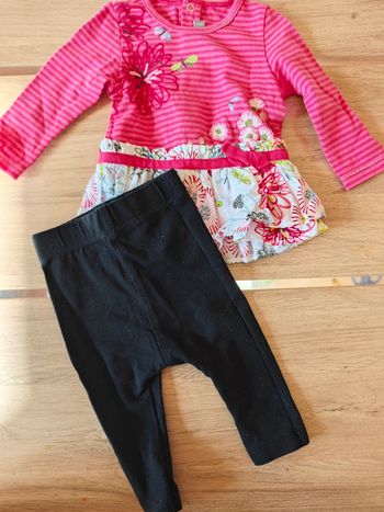 Ensemble en parfait état 3 mois bébé fille