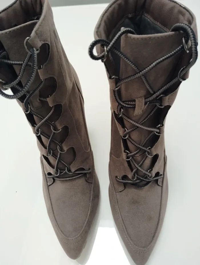 Bottines taille 39 - photo numéro 5