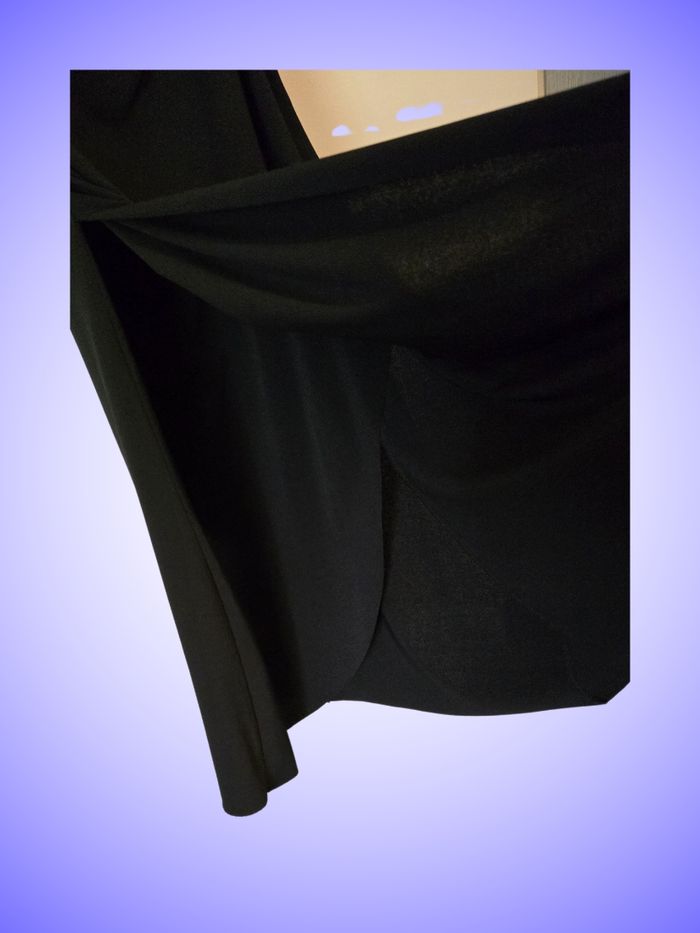 Petite Robe Noire Courte Portefeuille Fines Bretelles Taille Unique Jennyfer - photo numรฉro 4