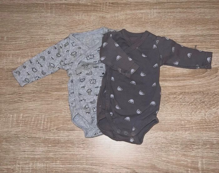 Lot de 2 bodies imprimés 1-3 mois / 56 cm - photo numéro 2