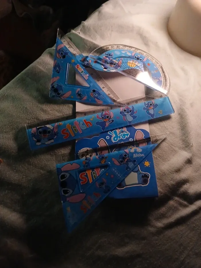 Lots pour la rentrée scolaire stitch