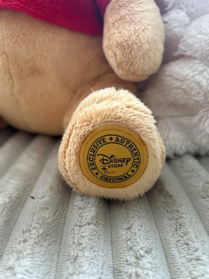 Peluche Disney Winnie - photo numéro 2