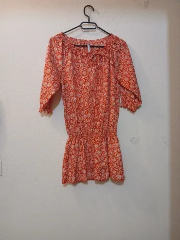 Blouse rouge fleuris élastique " Blancheporte " taille 34/36