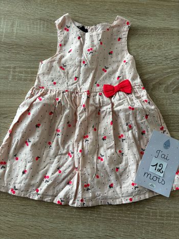 Robe cerise KIABI t.12m